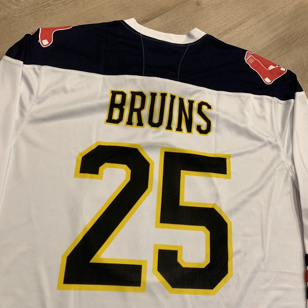 MLB NHL Boston Red Sox x Bruins Fenway Park SGA Hockey Jersey Men's XL White - Picture 5 of 7